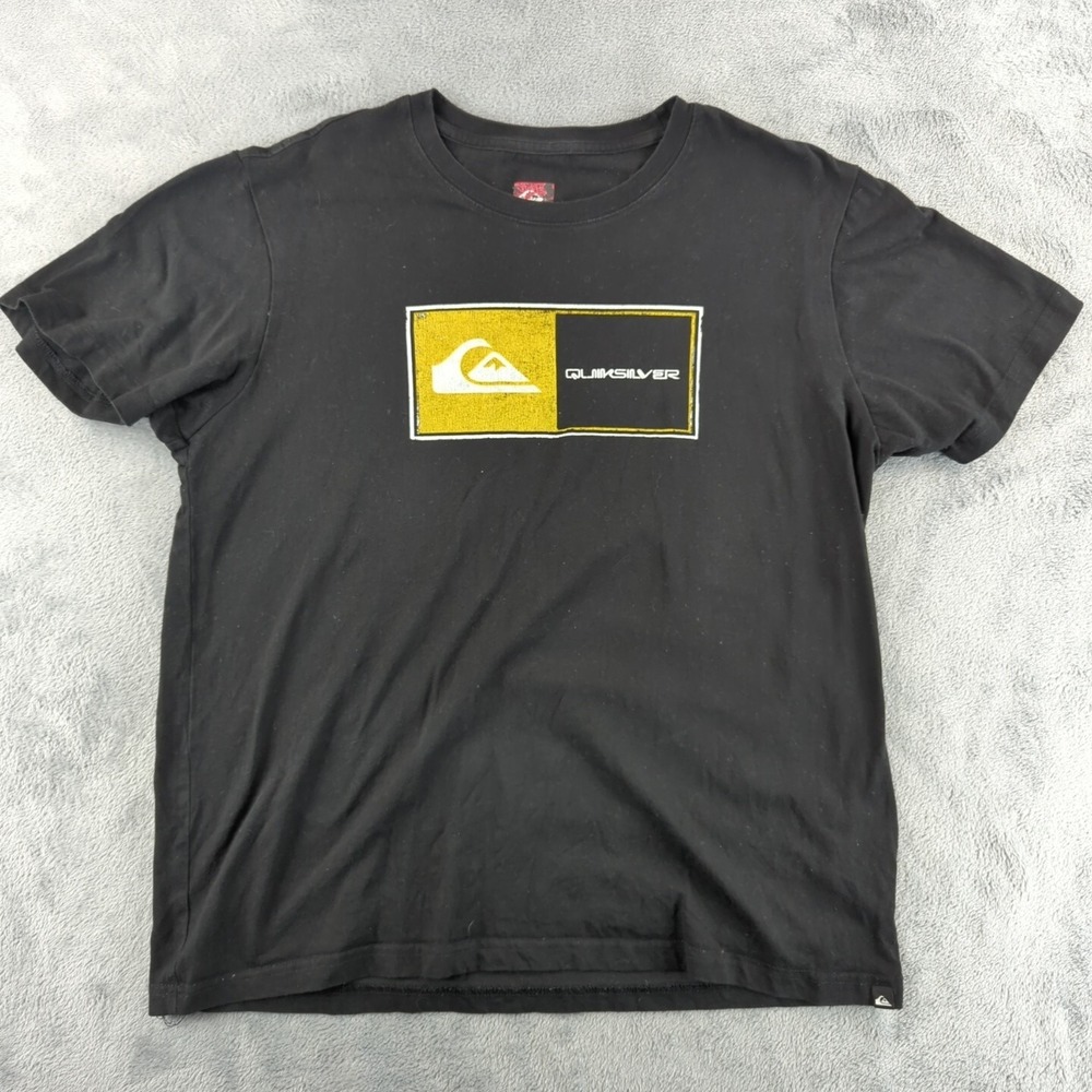 Quiksilver Shirt Mens Large (Fits M) Black Logo Graphic Surf Skate Tee Y2K Style